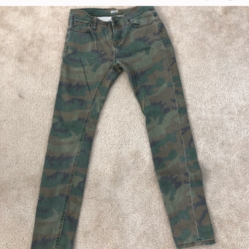 BDG Camo Jeans